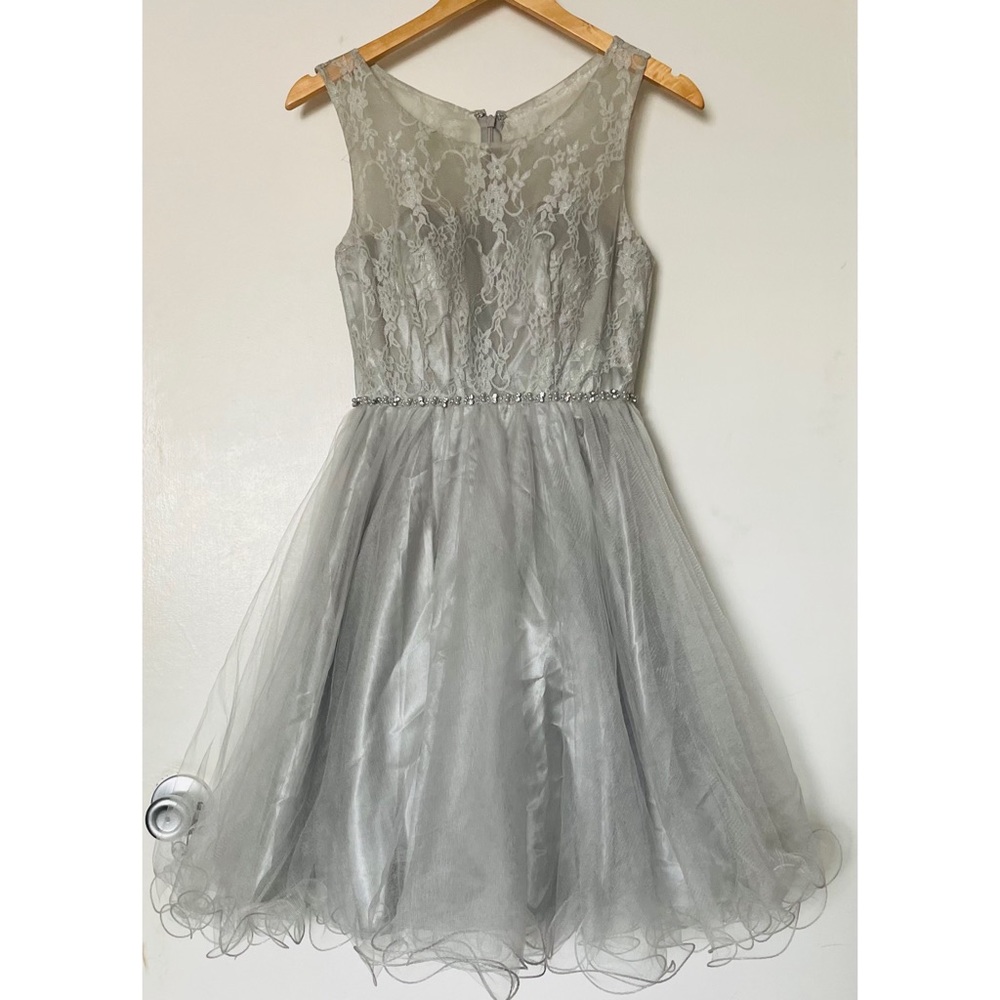 May Queen Couture Grey Formal Dress Size 2